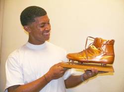 Shoe